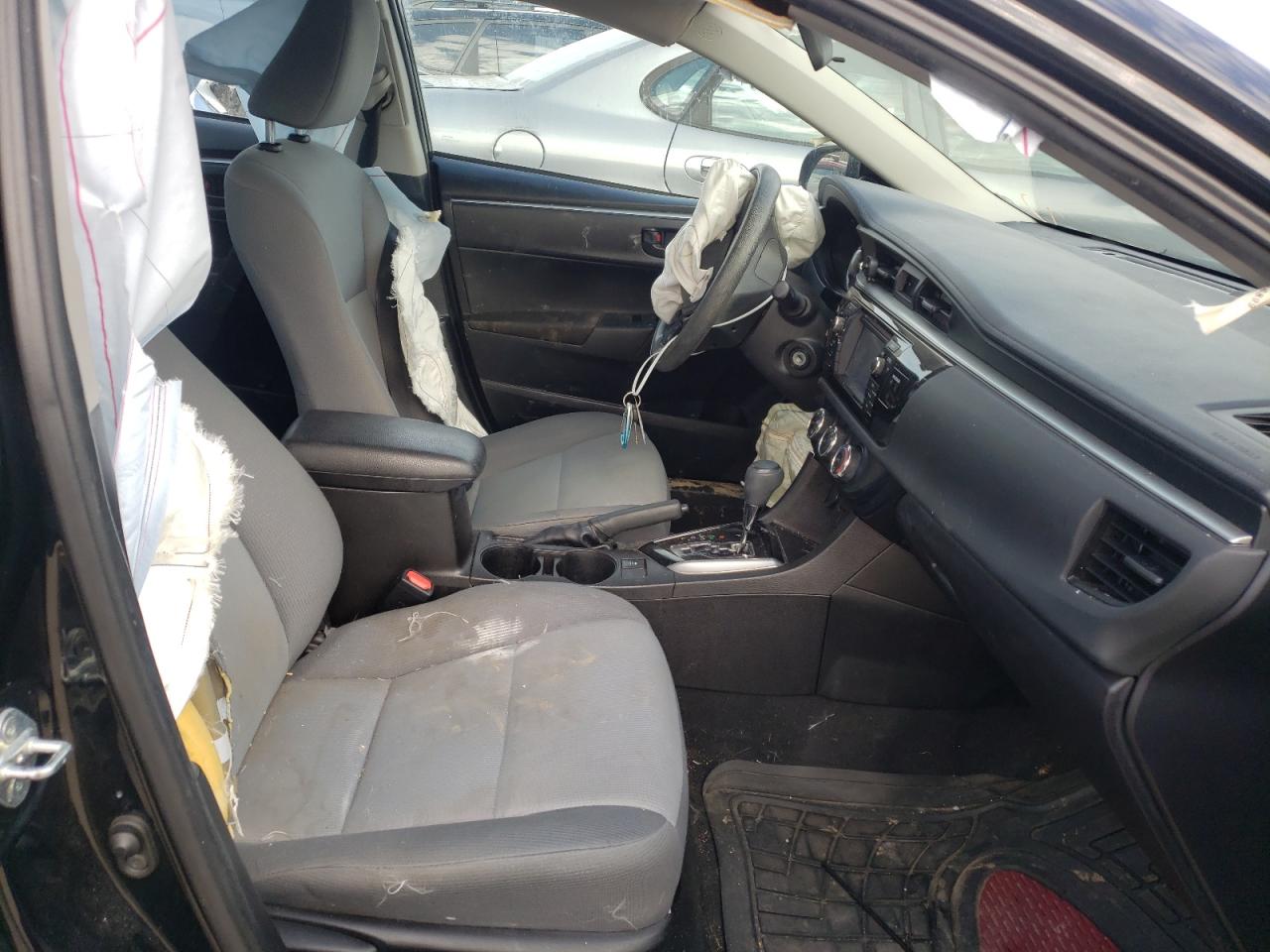 Photo 5 from auction – 2016 TOYOTA COROLLA L with VIN 5YFBURHEXGP509983