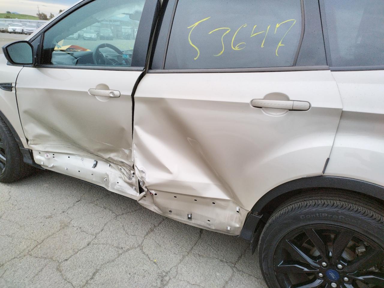 Photo 9 from auction – 2017 FORD ESCAPE SE with VIN 1FMCU0G9XHUE16823