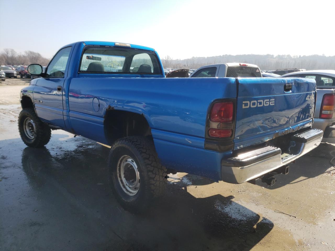 Photo 3 from auction – 1999 DODGE RAM 2500 with VIN 3B7KF26ZXXM576890