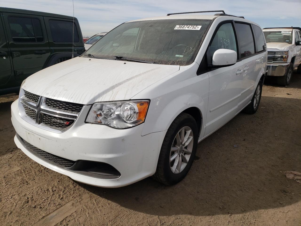 Photo 2 from auction – 2016 DODGE GRAND CARA with VIN 2C4RDGCG2GR317968