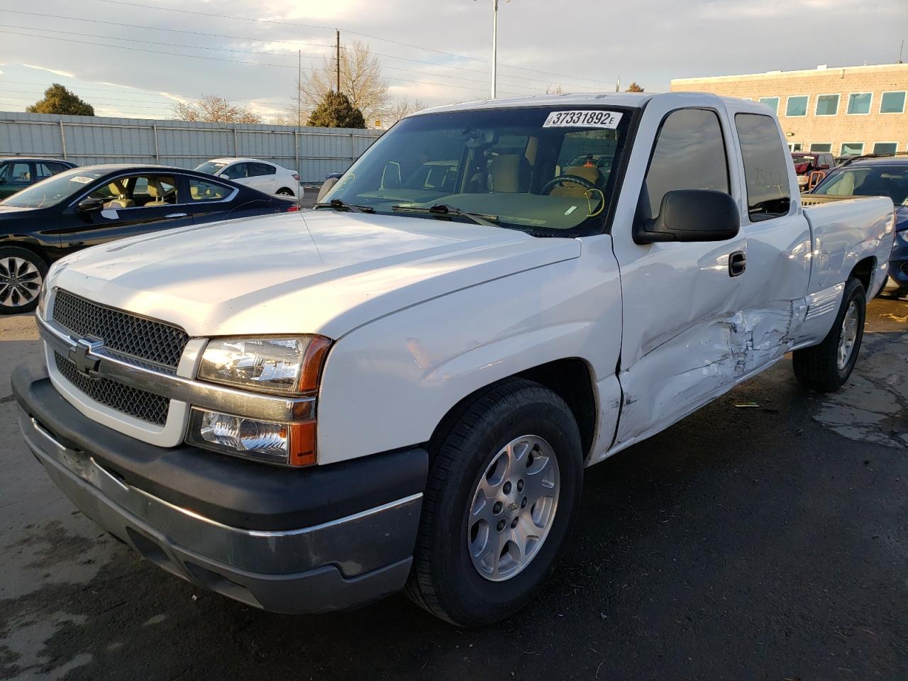 Photo 2 from auction – 2005 CHEVROLET SILVERADO with VIN 2GCEC19V851297791