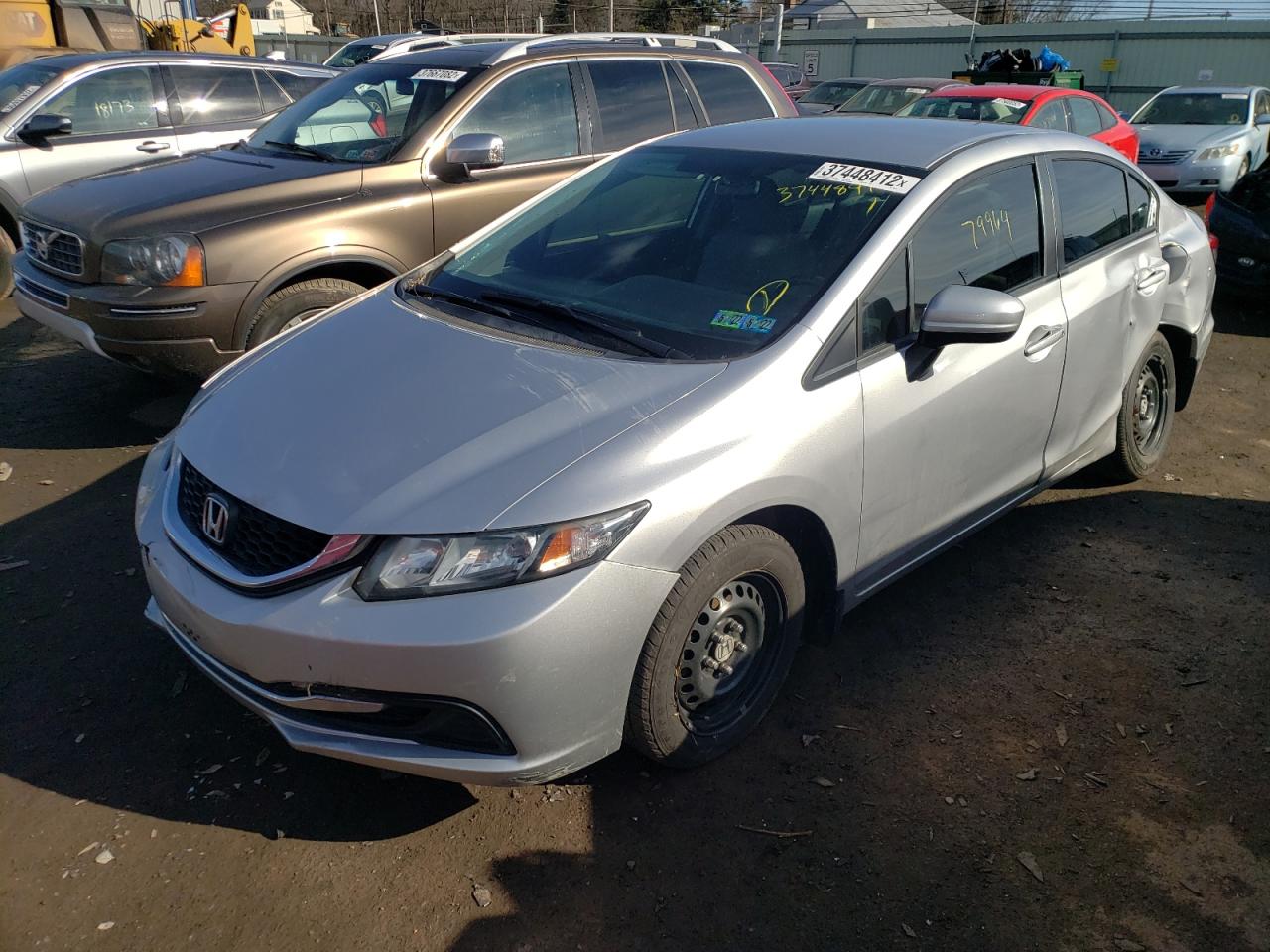 Photo 2 from auction – 2015 HONDA CIVIC LX with VIN 19XFB2F55FE280792