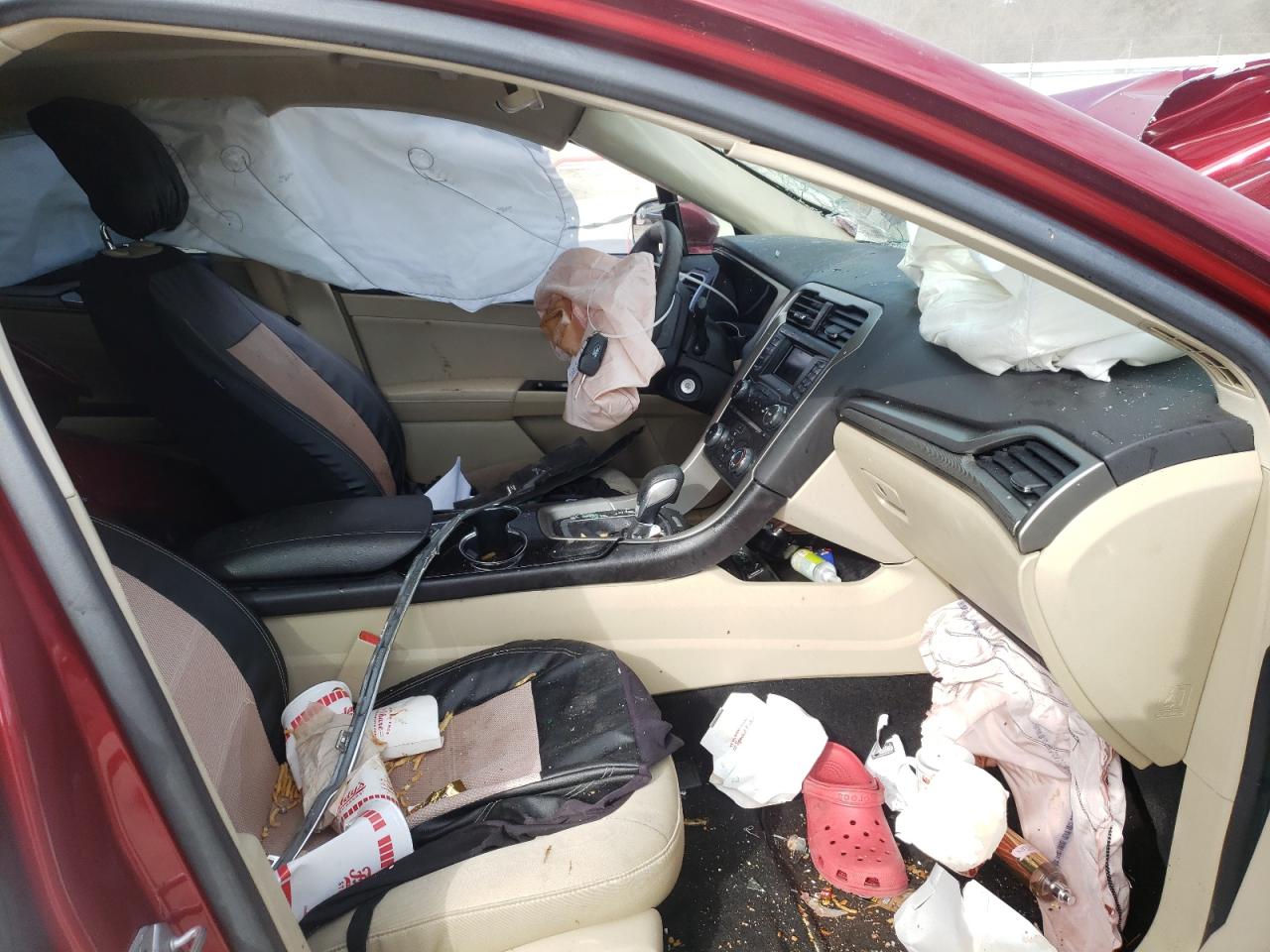 Photo 5 from auction – 2014 FORD FUSION SE with VIN 3FA6P0H74ER172987
