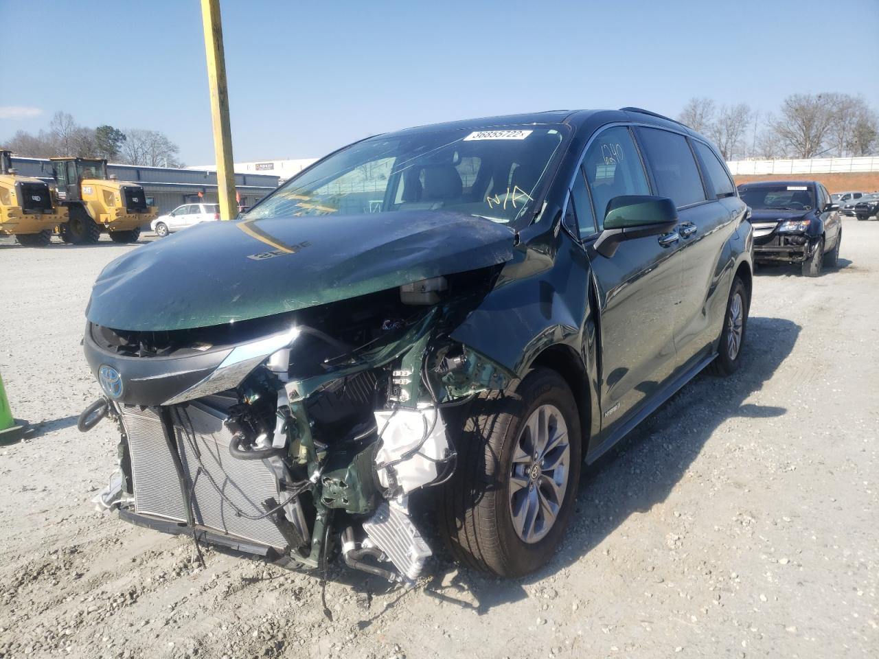 Photo 2 from auction – 2021 TOYOTA SIENNA XLE with VIN 5TDJRKEC3MS038043