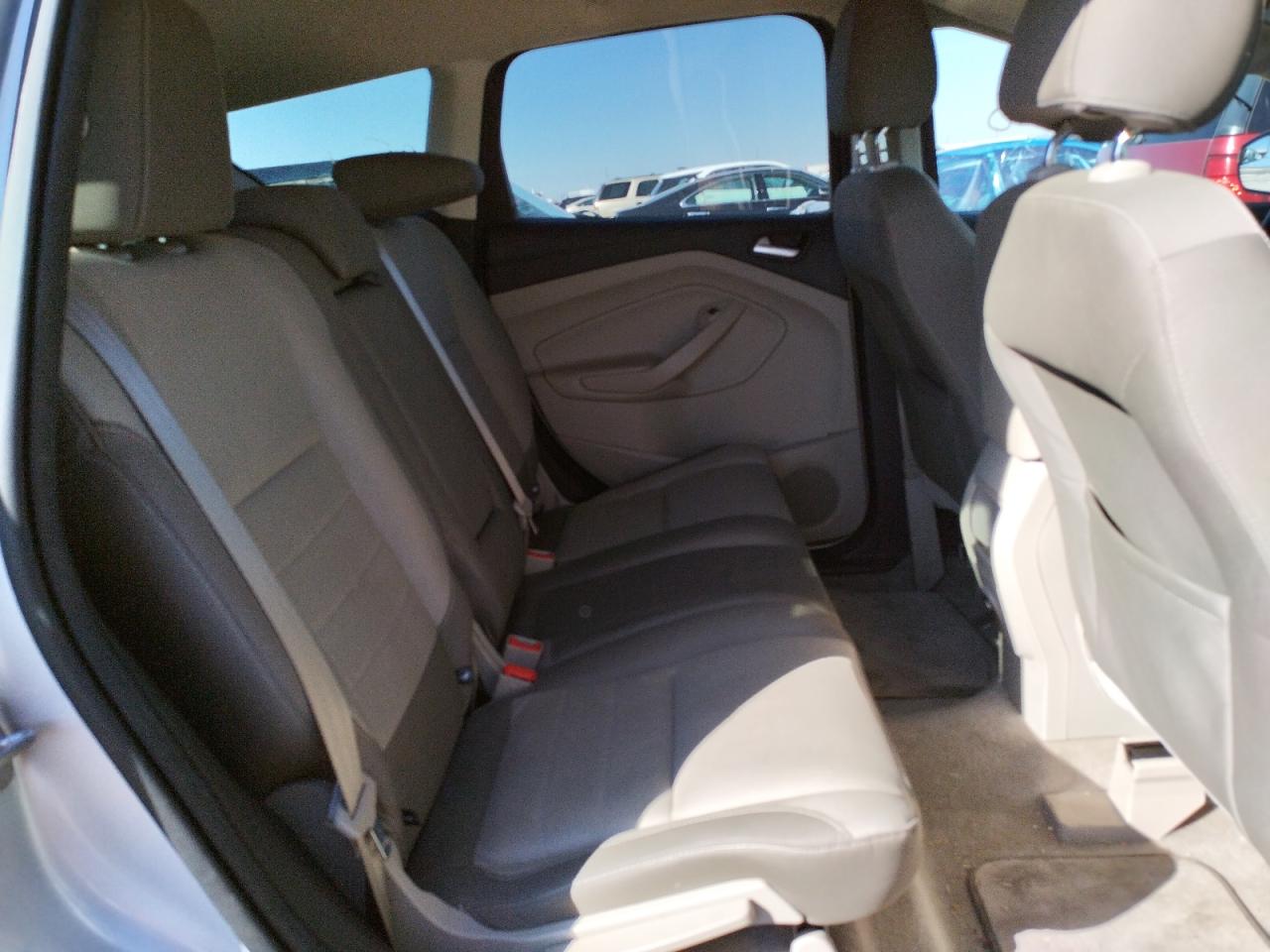 Photo 6 from auction – 2016 FORD ESCAPE SE with VIN 1FMCU0GXXGUB26062