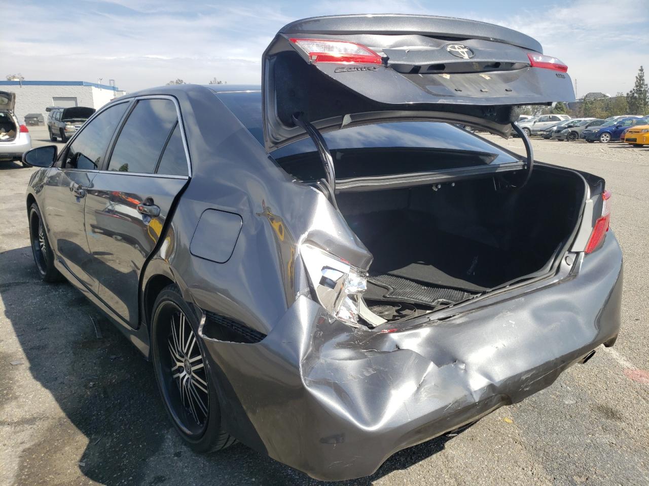 Photo 3 from auction – 2014 TOYOTA CAMRY L with VIN 4T1BF1FK7EU406813
