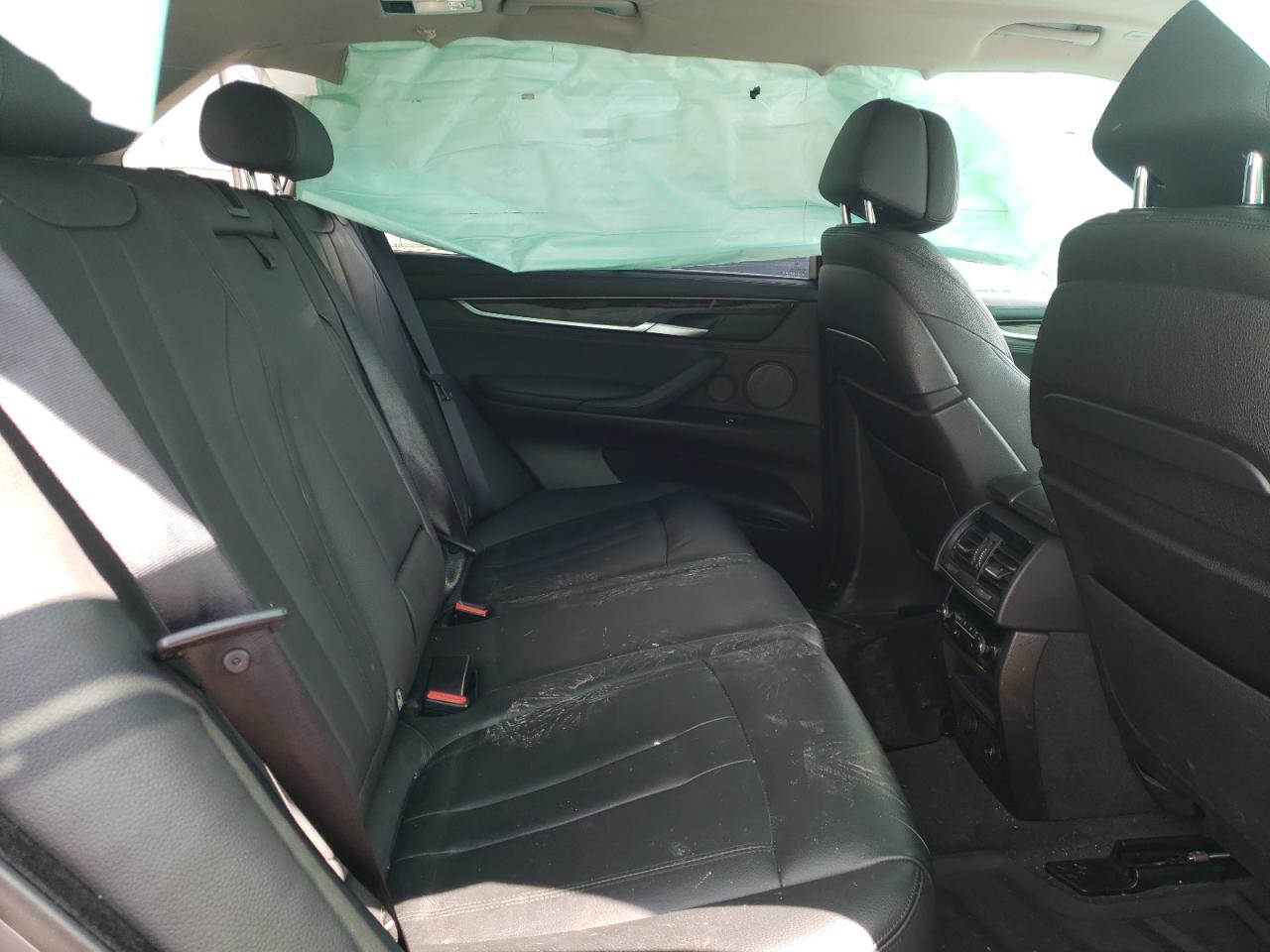 Photo 6 from auction – 2015 BMW X5 XDRIVE5 with VIN 5UXKR6C59F0J78702