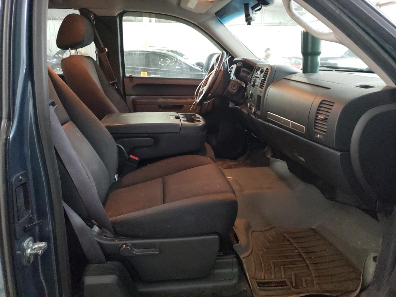 Photo 5 from auction – 2012 GMC SIERRA K15 with VIN 1GTR2VE75CZ187790