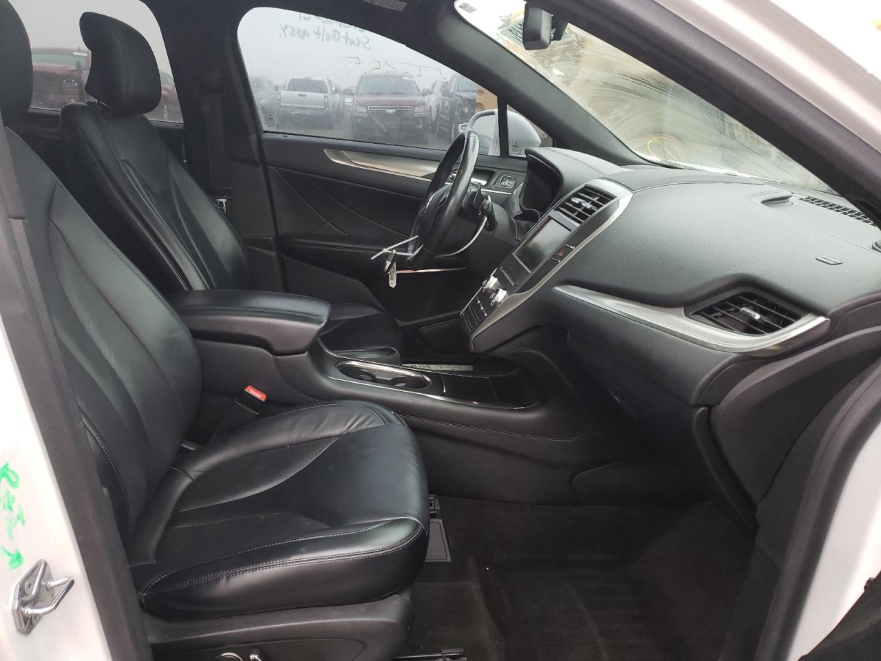 Photo 5 from auction – 2015 LINCOLN MKC with VIN 5LMTJ2AH3FUJ10318