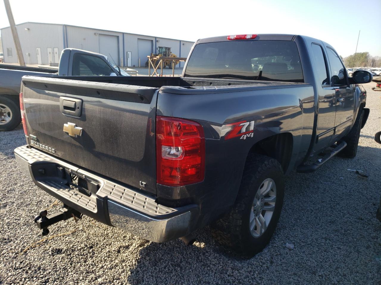 Photo 4 from auction – 2011 CHEVROLET SILVERADO with VIN 1GCRKSE30BZ190283