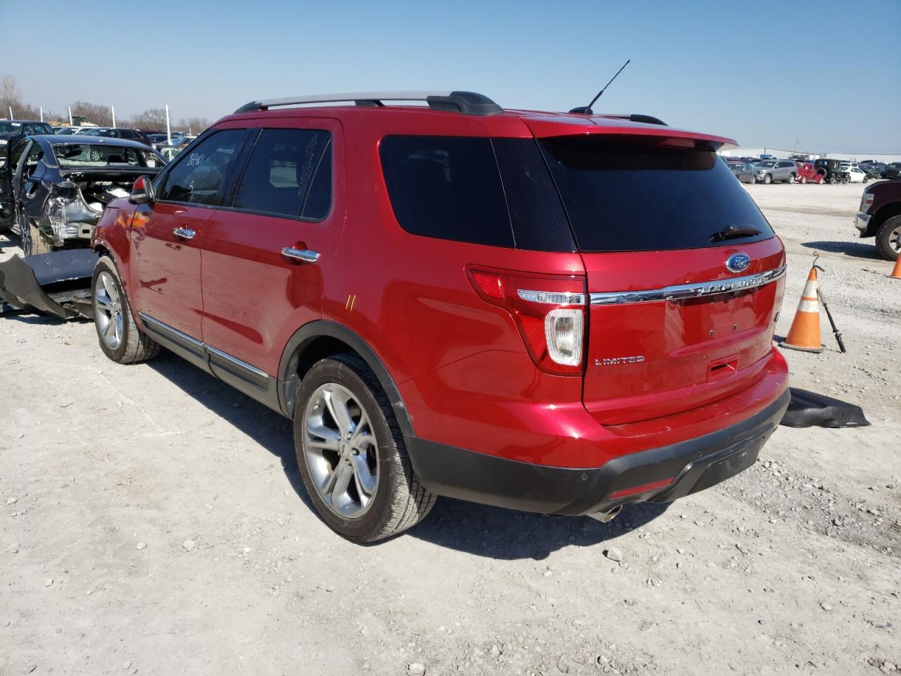 Photo 3 from auction – 2012 FORD EXPLORER L with VIN 1FMHK7F87CGA59251