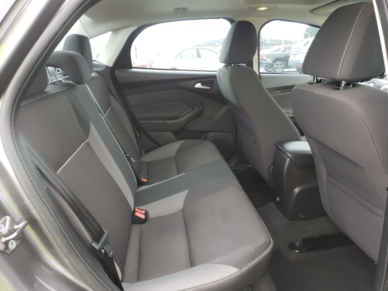 Photo 6 from auction – 2013 FORD FOCUS SE with VIN 1FADP3F21DL265060