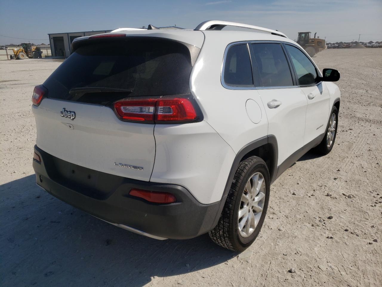 Photo 4 from auction – 2016 JEEP CHEROKEE L with VIN 1C4PJLDB5GW307048