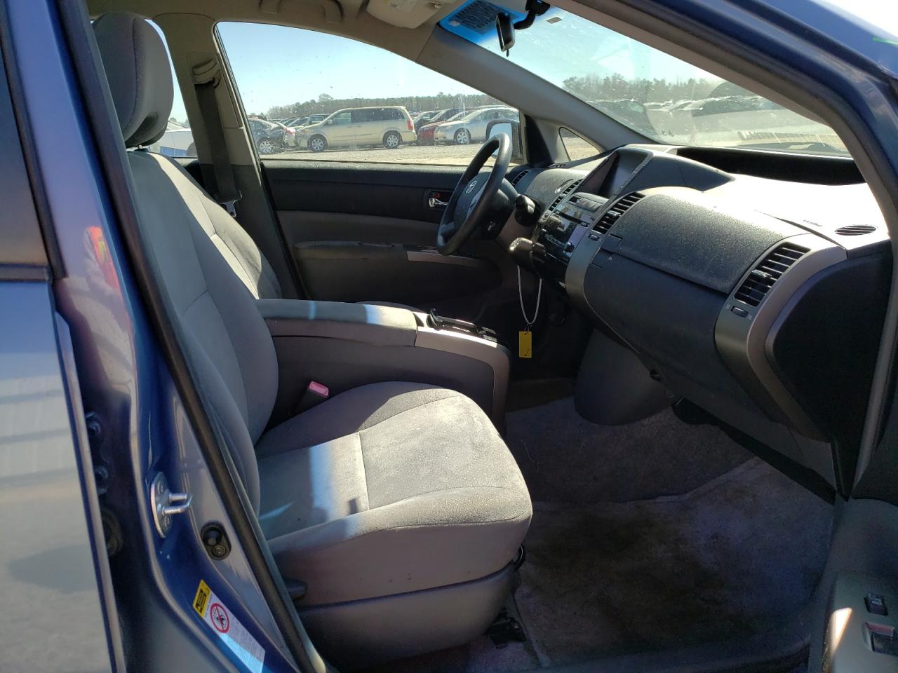 Photo 5 from auction – 2007 TOYOTA PRIUS with VIN JTDKB20U077684311