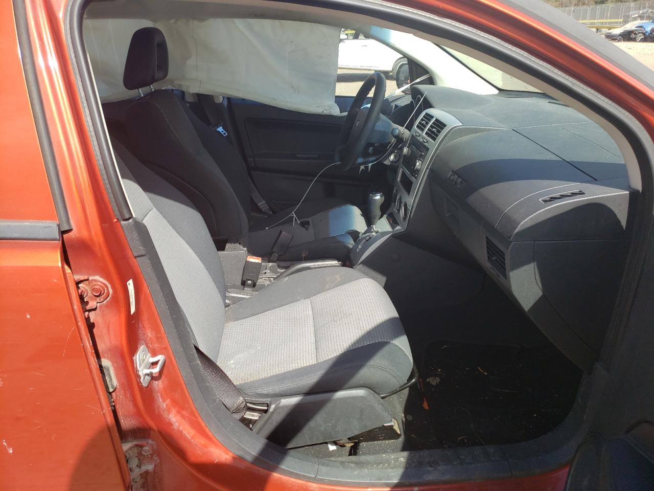 Photo 5 from auction – 2009 DODGE CALIBER SE with VIN 1B3HB48A89D213125
