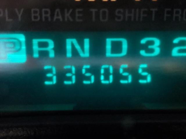 Photo 8 from auction – 2001 CHEVROLET SILVERADO with VIN 2GCEC19V111318975
