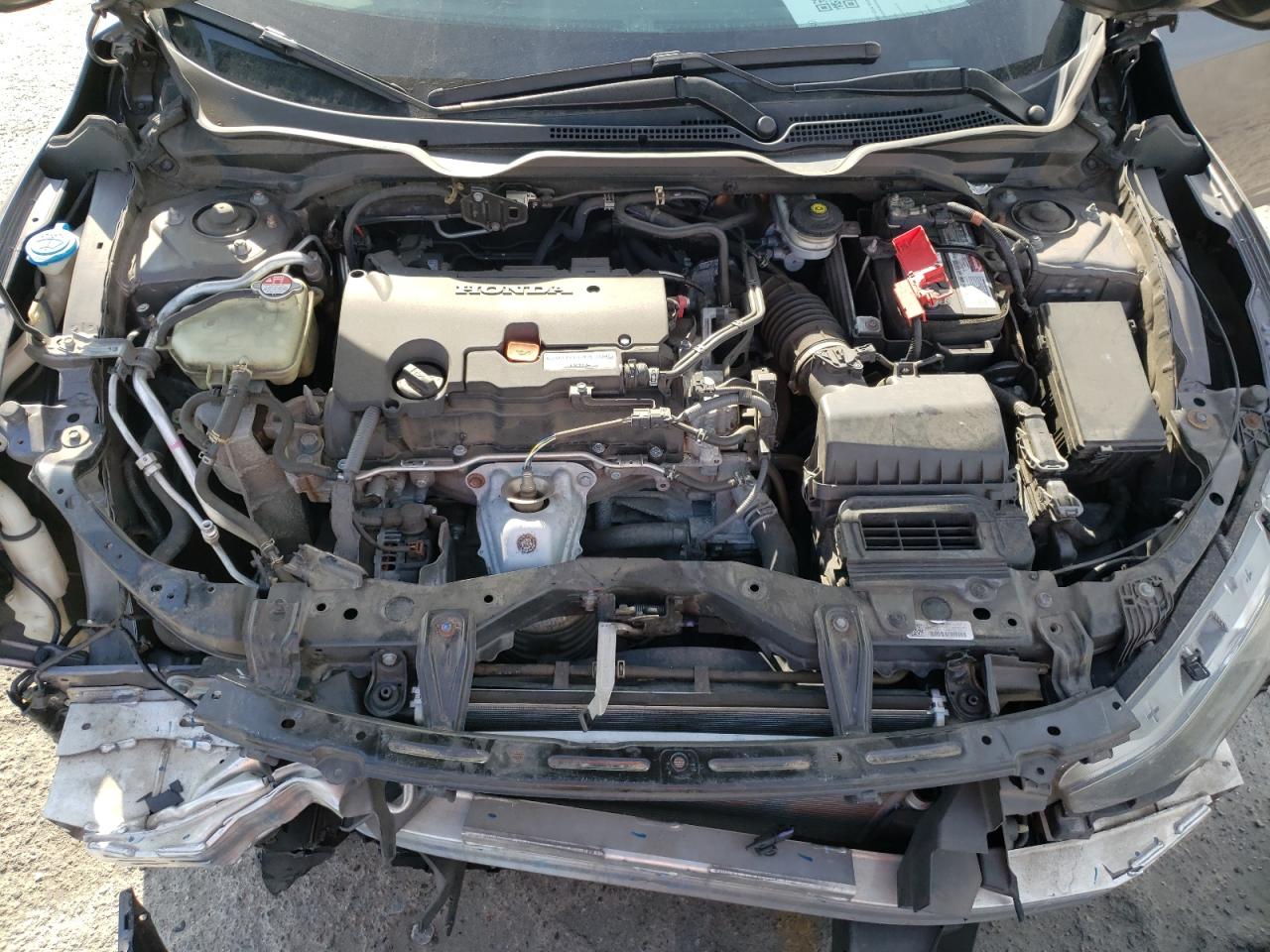 Photo 7 from auction – 2016 HONDA CIVIC LX with VIN 19XFC2F53GE067239