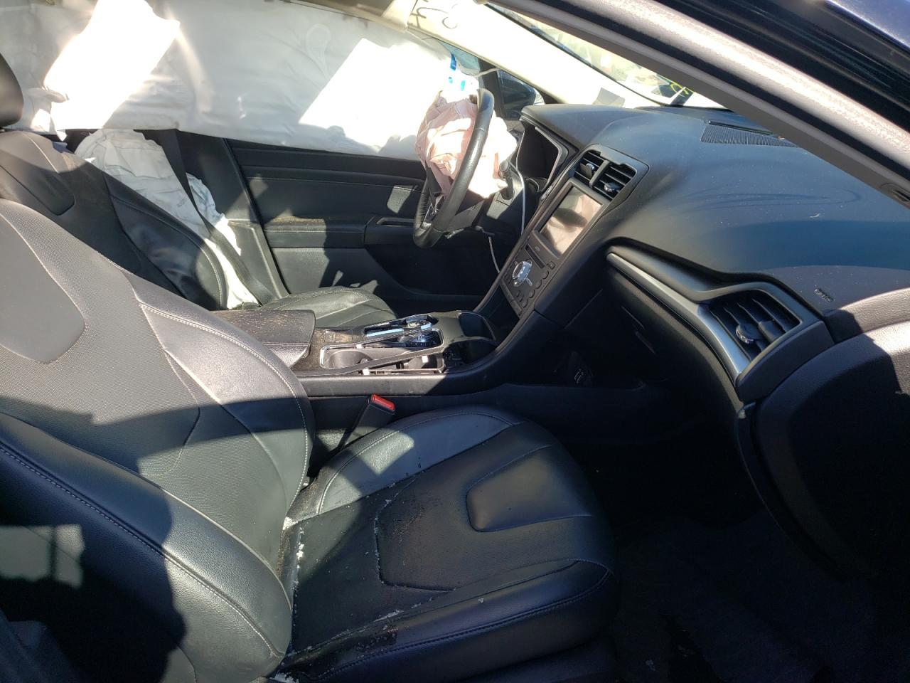 Photo 5 from auction – 2019 FORD FUSION TIT with VIN 3FA6P0K99KR253828
