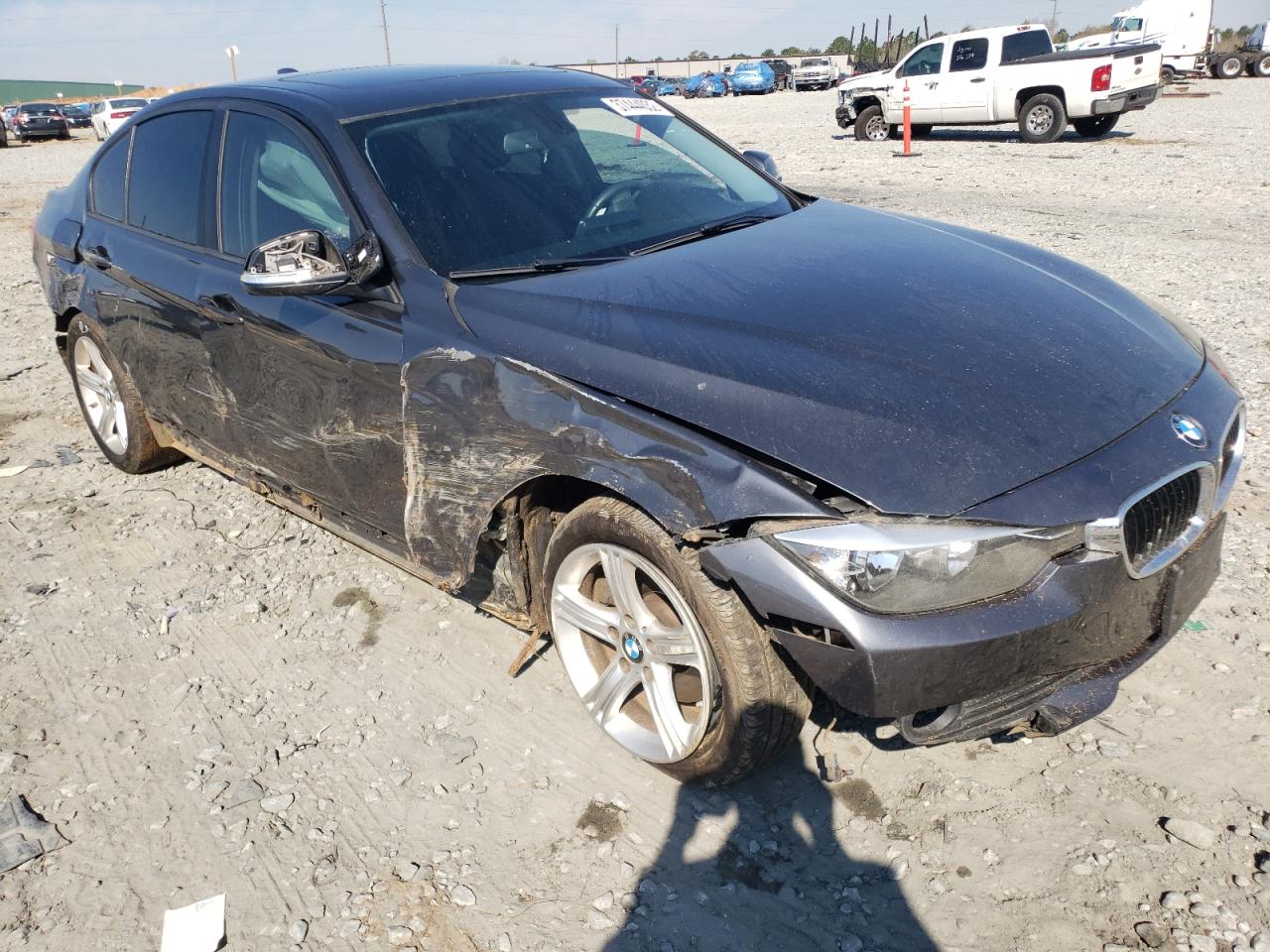 BMW 320 I 2015 with VIN WBA3B1C53FP830943 - Photo from auction