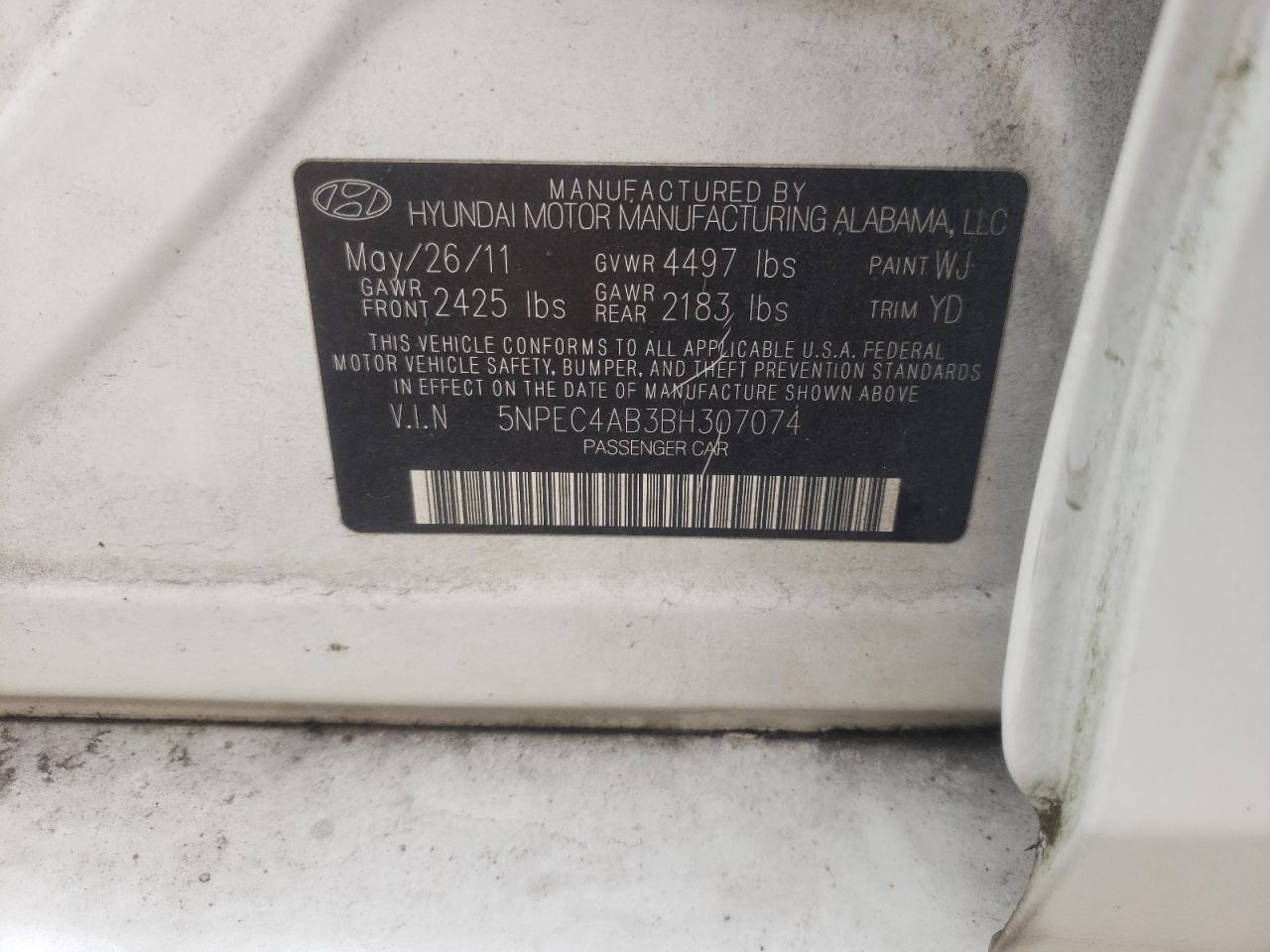 Photo 10 from auction – 2011 HYUNDAI SONATA SE with VIN 5NPEC4AB3BH307074