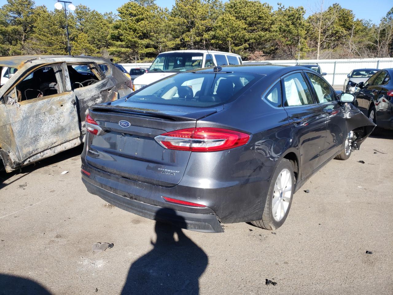 Photo 4 from auction – 2020 FORD FUSION TIT with VIN 3FA6P0SU2LR158985