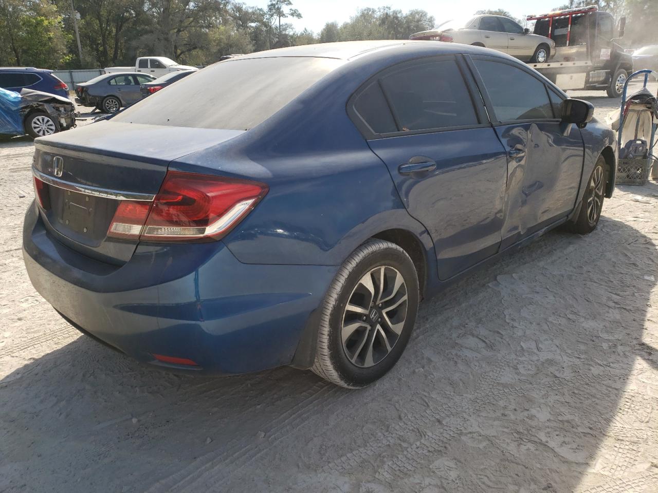 Photo 4 from auction – 2014 HONDA CIVIC EX with VIN 19XFB2F8XEE237994