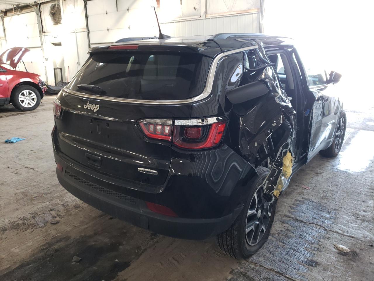 Photo 4 from auction – 2022 JEEP COMPASS LA with VIN 3C4NJCBBXNT137136