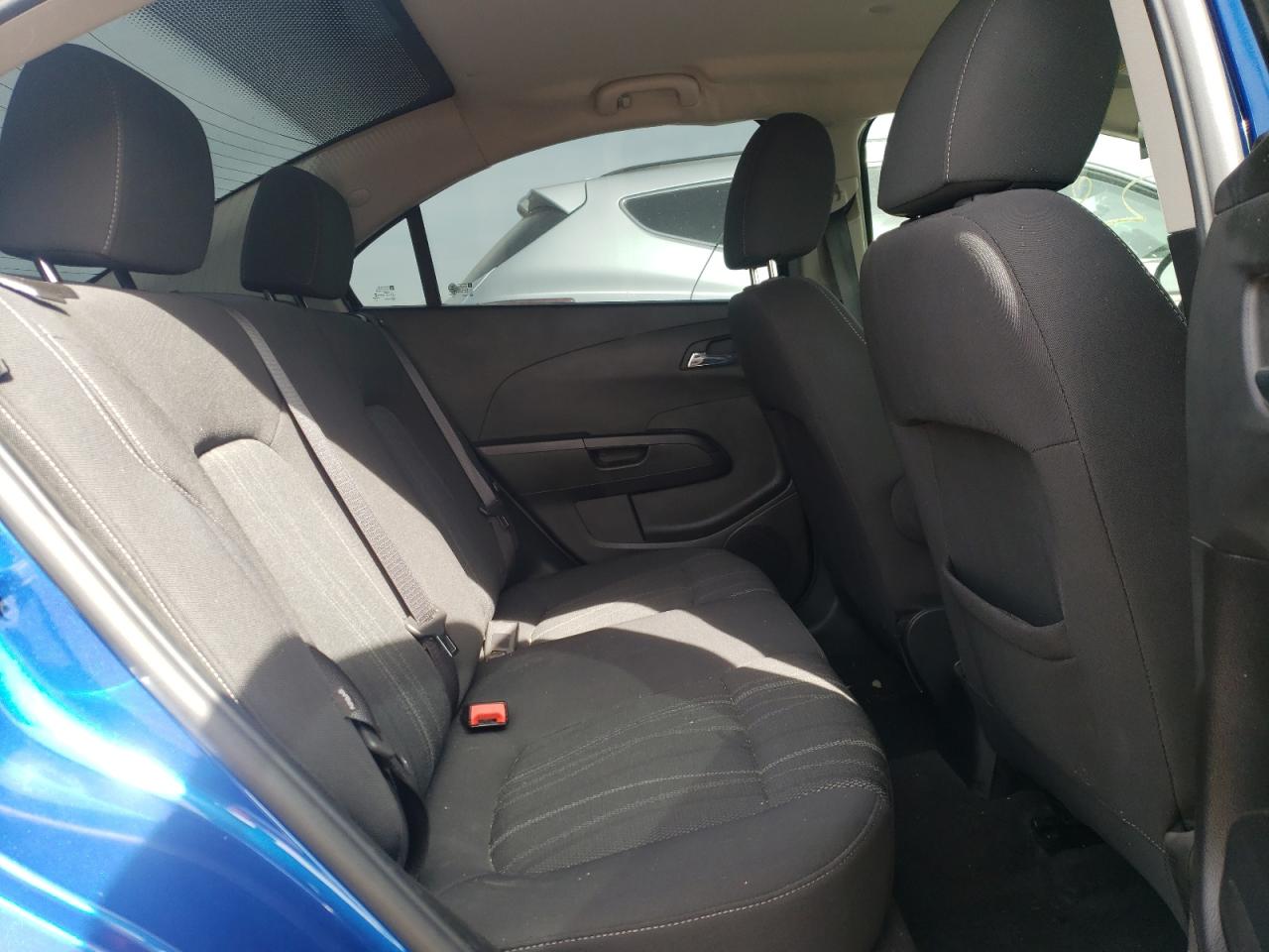Photo 6 from auction – 2018 CHEVROLET SONIC LT with VIN 1G1JD5SH4J4121495