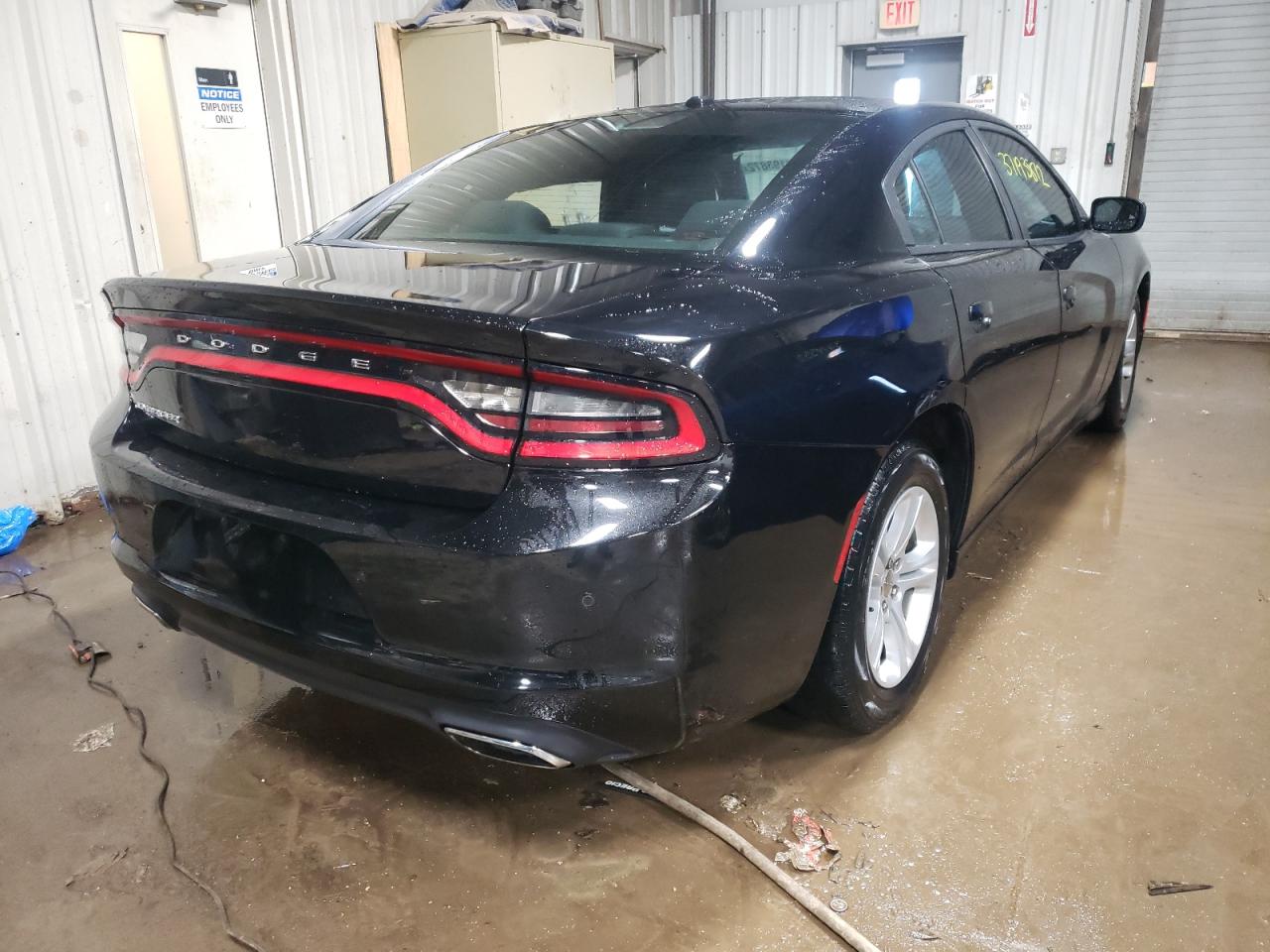 Photo 4 from auction – 2015 DODGE CHARGER SE with VIN 2C3CDXBG9FH875221