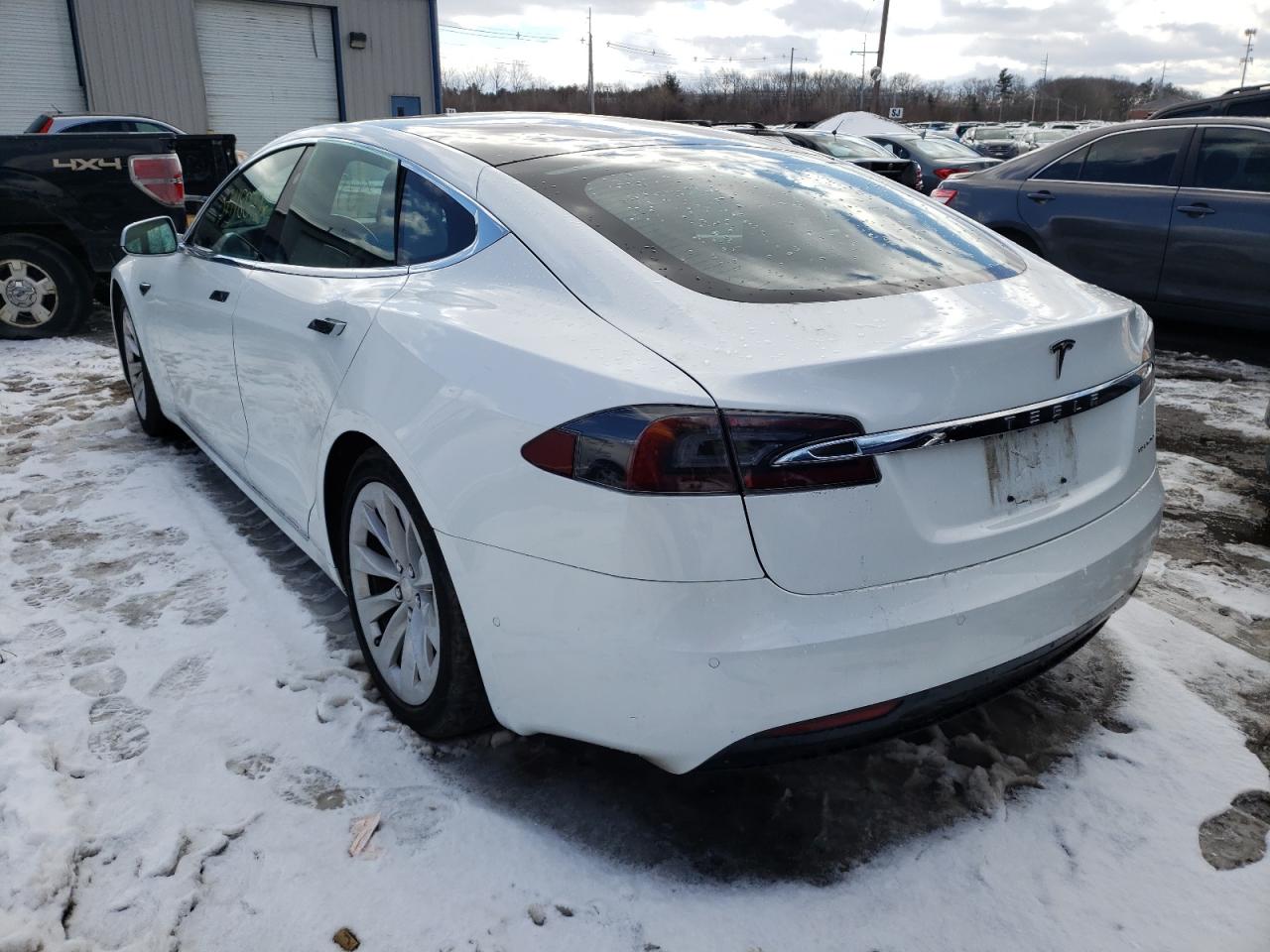 Photo 3 from auction – 2019 TESLA MODEL S with VIN 5YJSA1E20KF339769