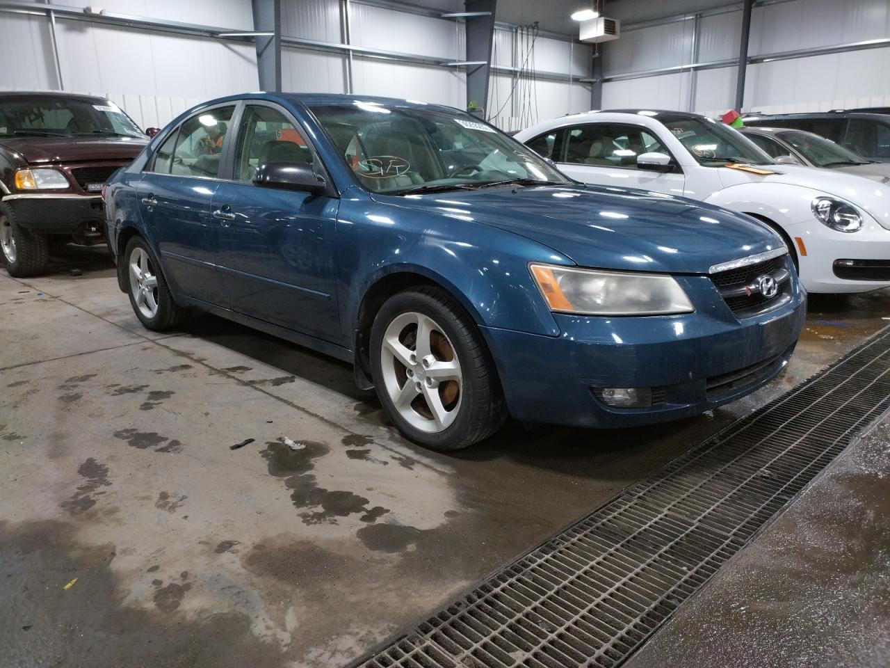 HYUNDAI SONATA GLS 2006 with VIN 5NPEU46F96H085106 - Photo from auction