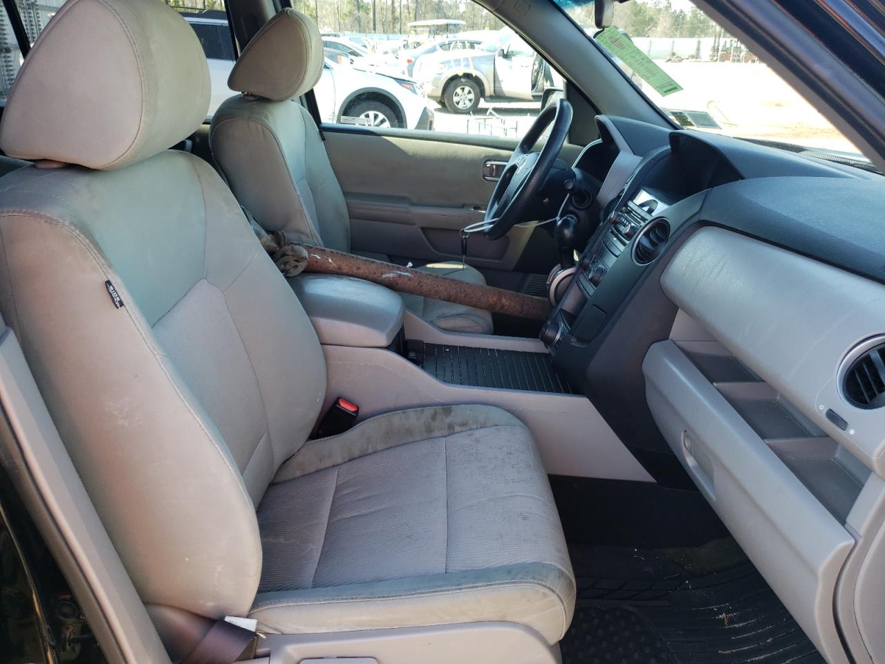 Photo 5 from auction – 2015 HONDA PILOT SE with VIN 5FNYF4H38FB006467