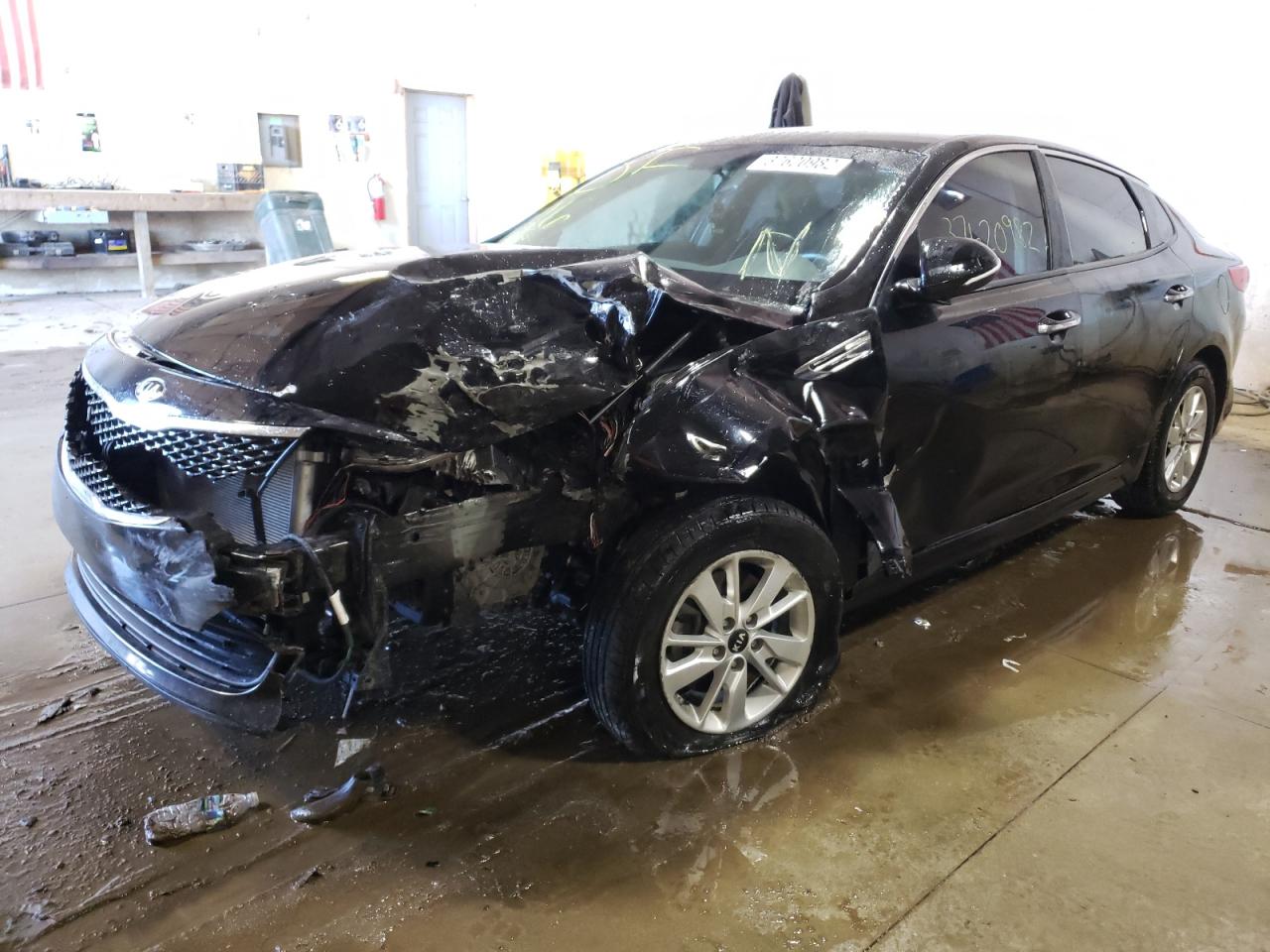Photo 2 from auction – 2016 KIA OPTIMA LX with VIN 5XXGT4L37GG116792