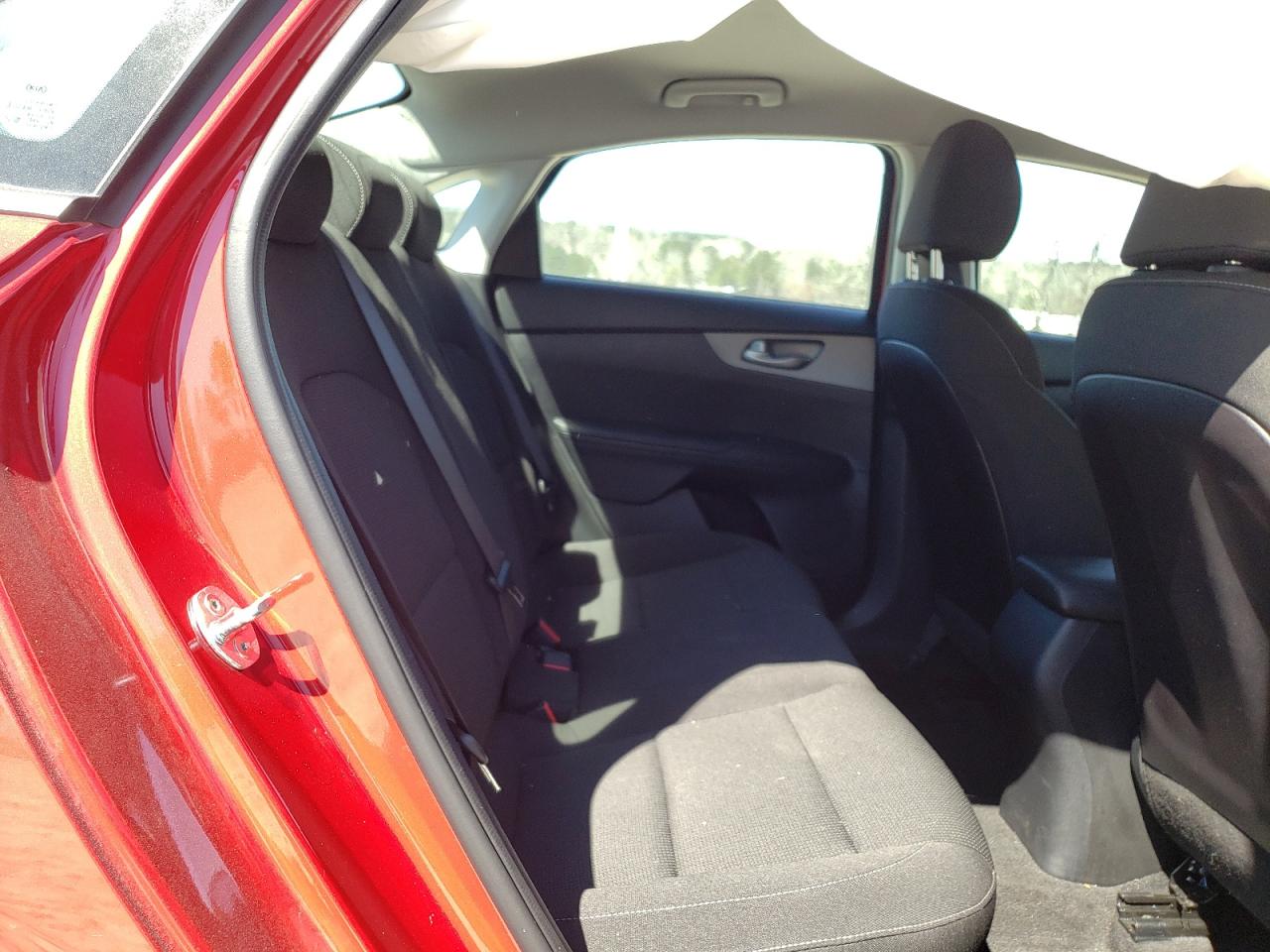 Photo 6 from auction – 2020 KIA FORTE FE with VIN 3KPF24AD9LE187490