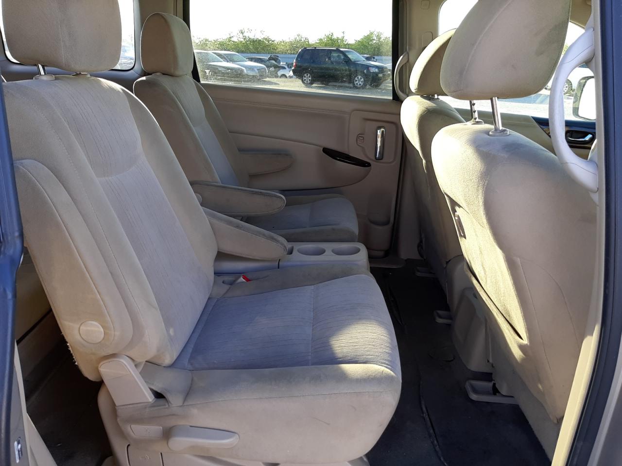 Photo 6 from auction – 2012 NISSAN QUEST S with VIN JN8AE2KP5C9037061