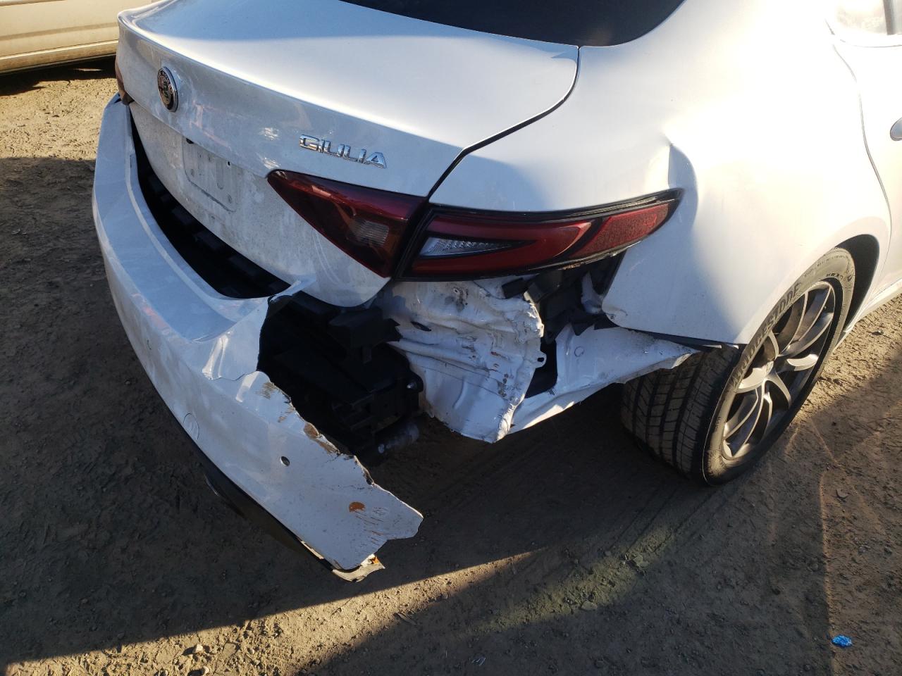 Photo 9 from auction – 2018 ALFA ROMEO GIULIA with VIN ZARFAEBN0J7592155