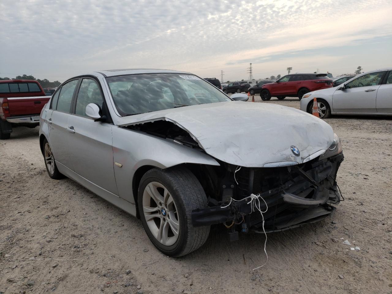BMW 328 I 2008 with VIN WBAVA37588NL54544 - Photo from auction