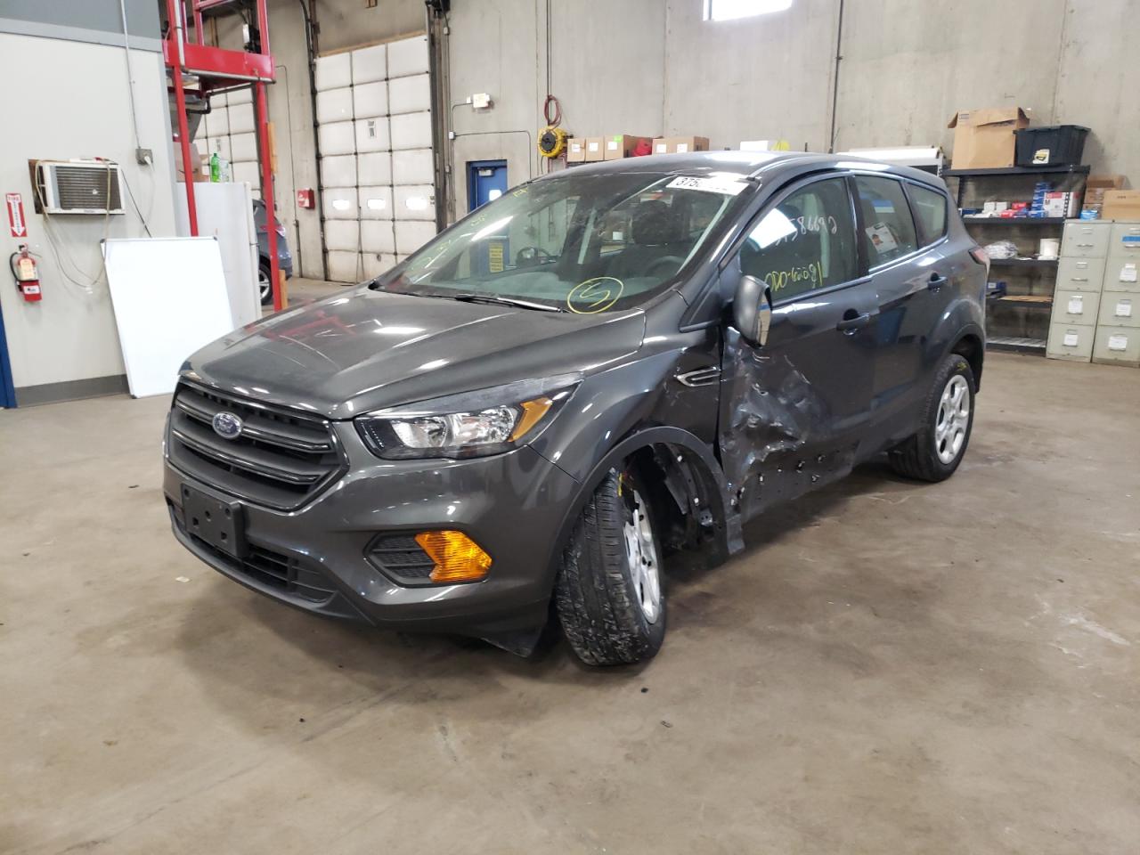 Photo 2 from auction – 2018 FORD ESCAPE S with VIN 1FMCU0F77JUC94945