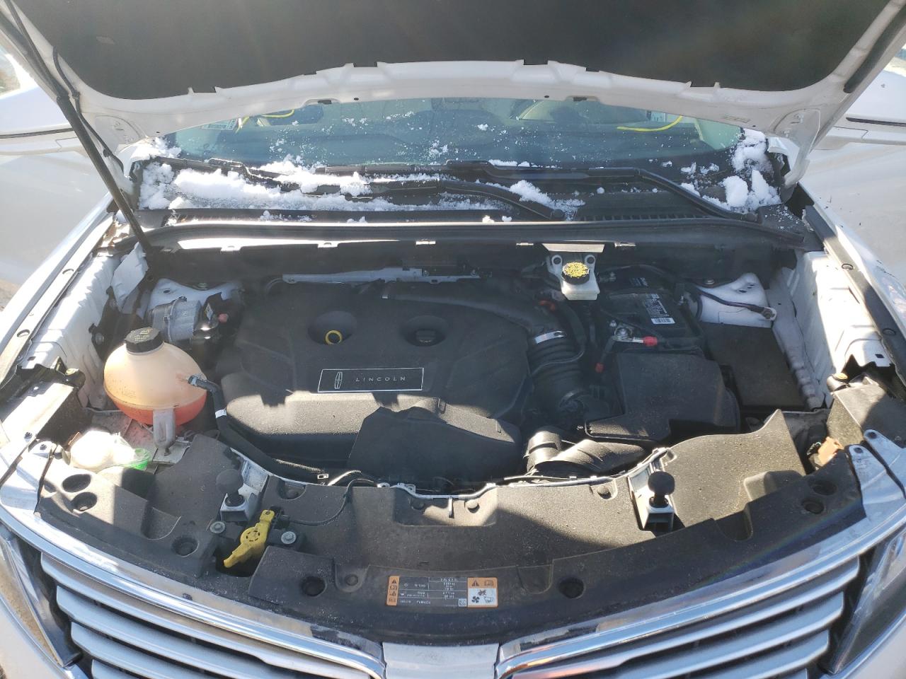 Photo 7 from auction – 2017 LINCOLN MKC RESERV with VIN 5LMTJ3DH4HUL49252