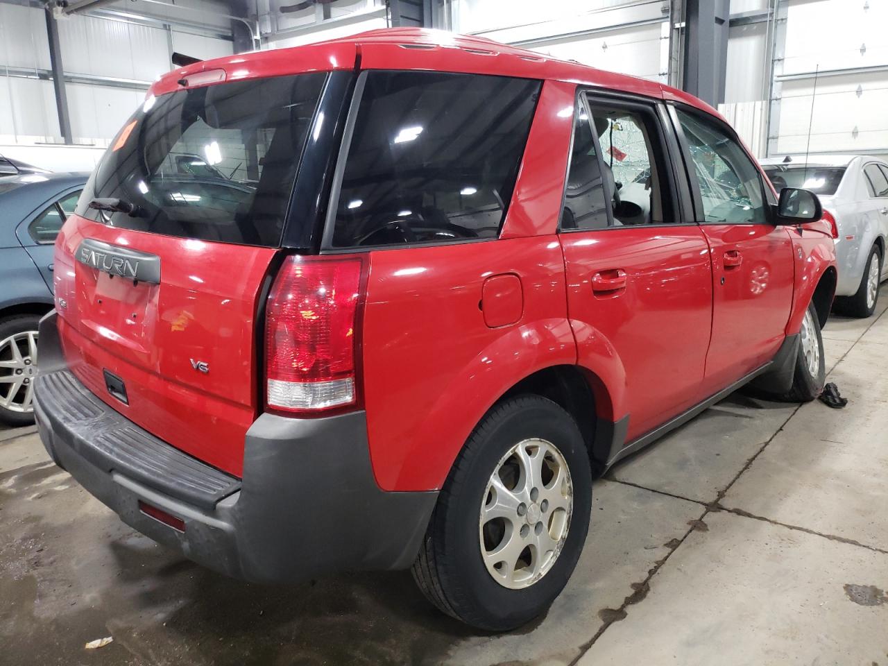 Photo 4 from auction – 2004 SATURN VUE with VIN 5GZCZ53424S832172