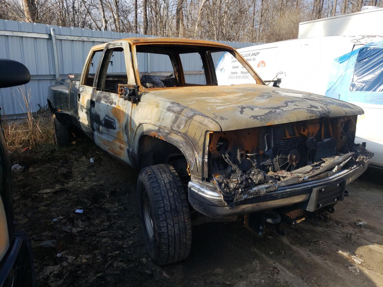 CHEVROLET GMT-400 K3 2000 with VIN 1GCHK33J4YF418458 - Photo from auction