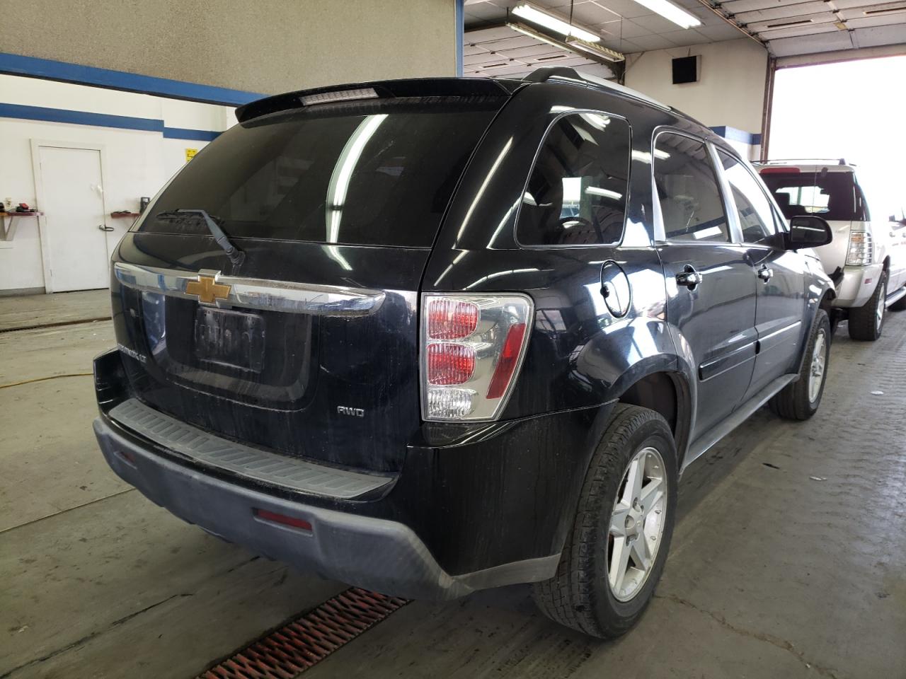Photo 4 from auction – 2005 CHEVROLET EQUINOX LT with VIN 2CNDL73F856106529