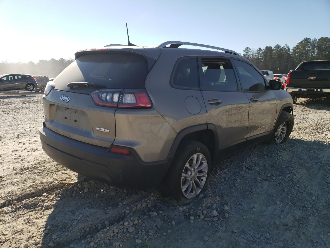 Photo 4 from auction – 2020 JEEP CHEROKEE L with VIN 1C4PJLCB0LD552556