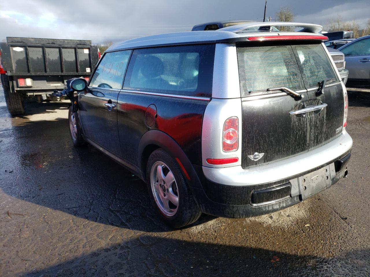 Photo 3 from auction – 2011 MINI COOPER CLU with VIN WMWZF3C52BTX81746