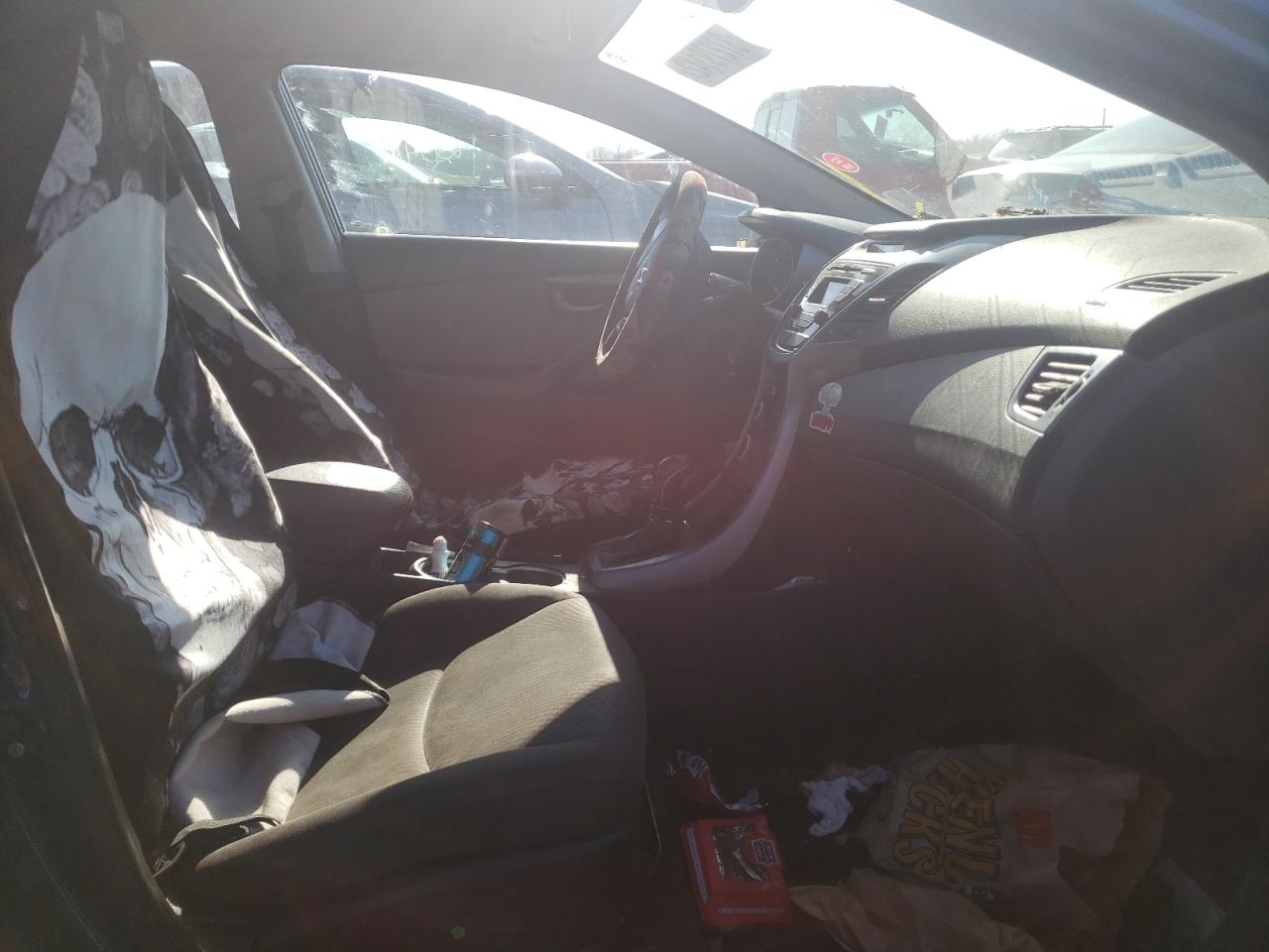 Photo 5 from auction – 2016 HYUNDAI ELANTRA SE with VIN KMHDH4AE7GU514616