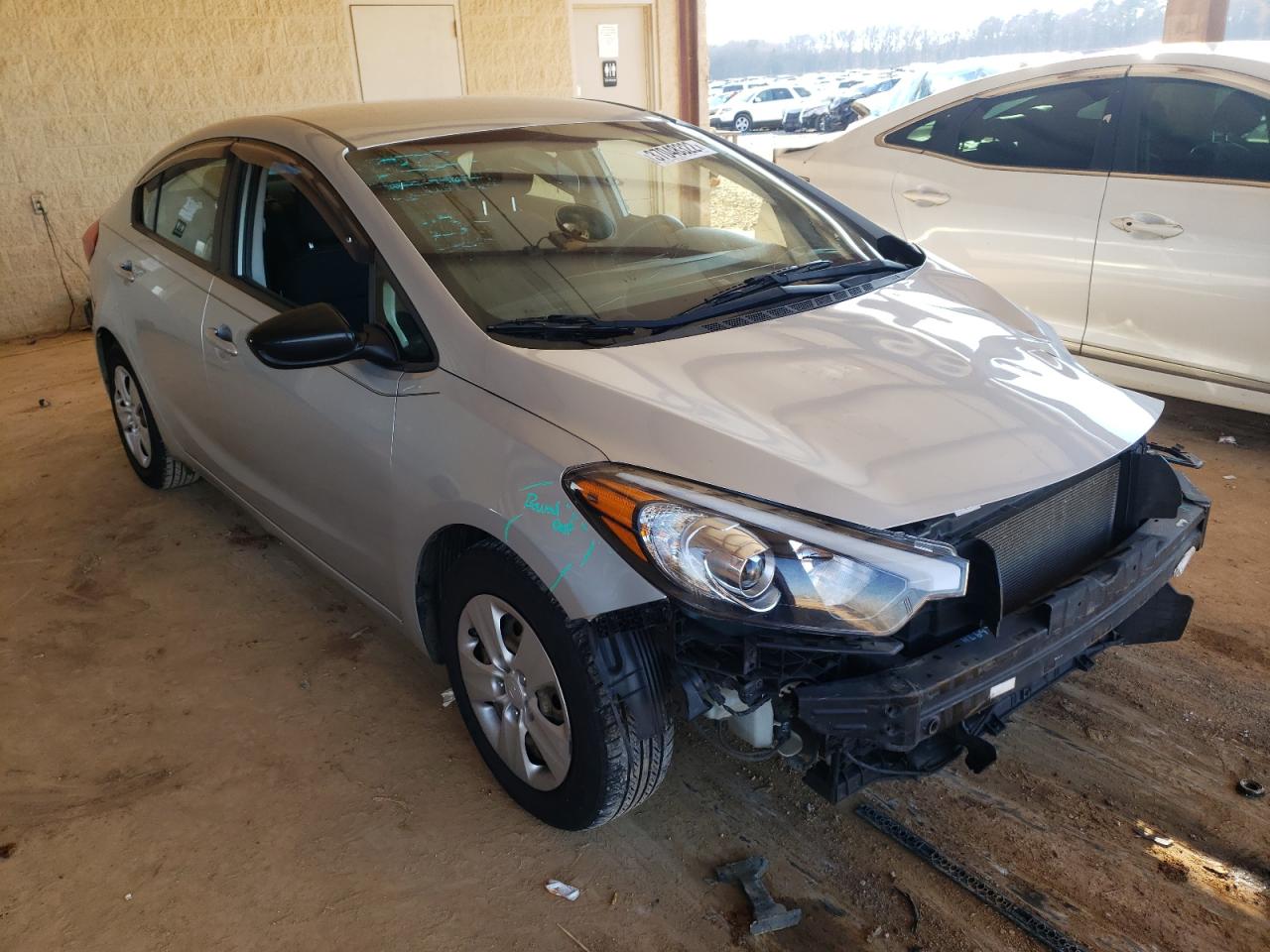 Photo 1 from auction – 2016 KIA FORTE LX with VIN KNAFK4A61G5588936