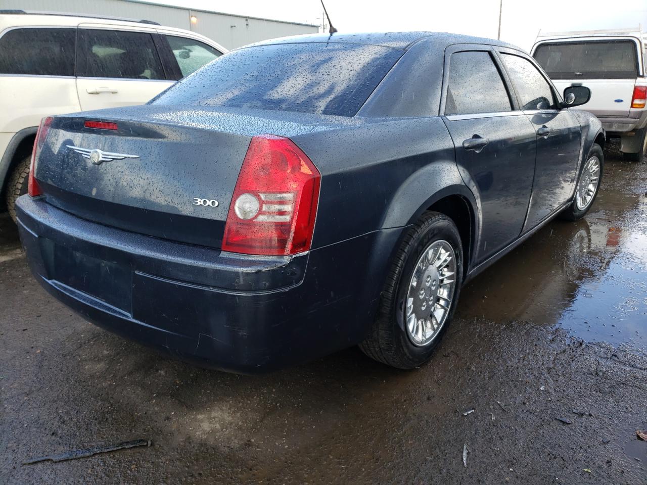 Photo 4 from auction – 2008 CHRYSLER 300 LX with VIN 2C3KA43R98H164723