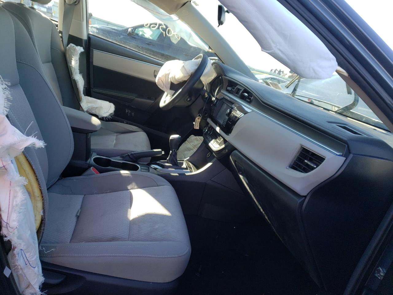 Photo 5 from auction – 2014 TOYOTA COROLLA EC with VIN 2T1BPRHE6EC039424