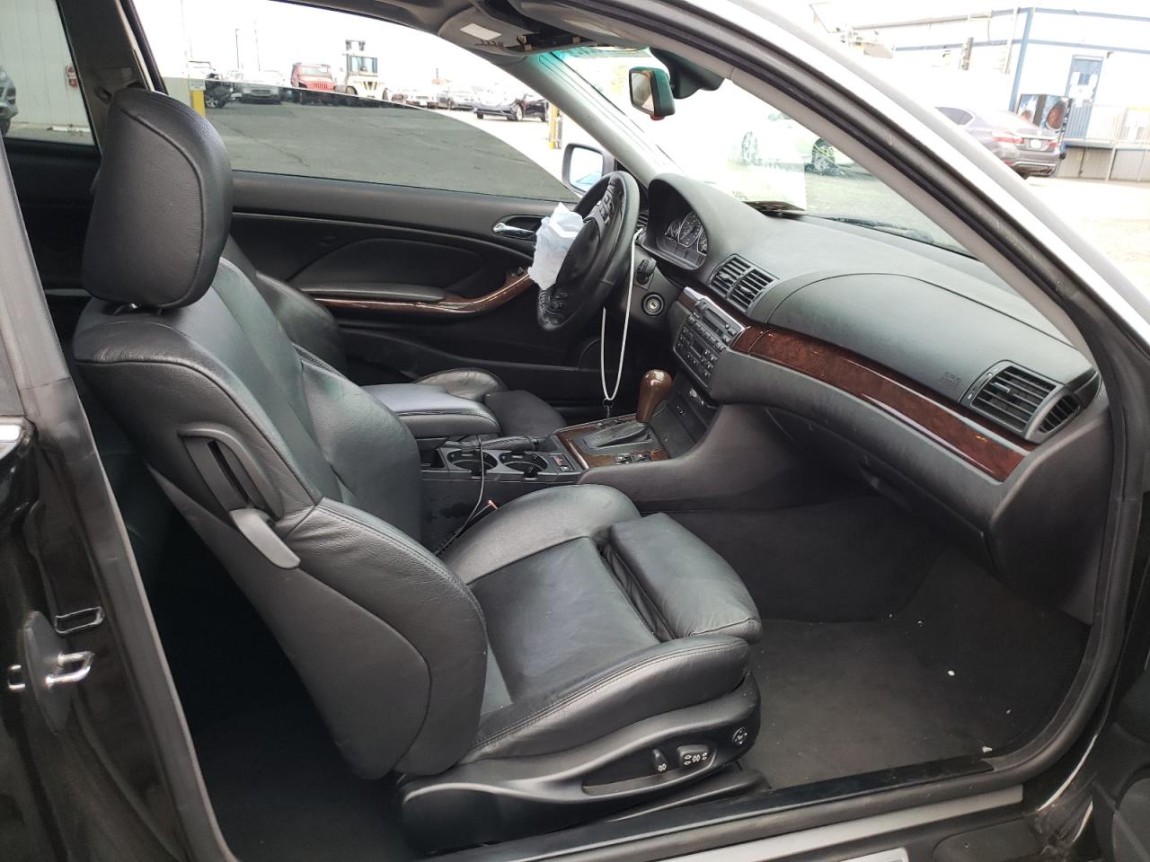 Photo 5 from auction – 2004 BMW 330 CI with VIN WBABD53434PL13174