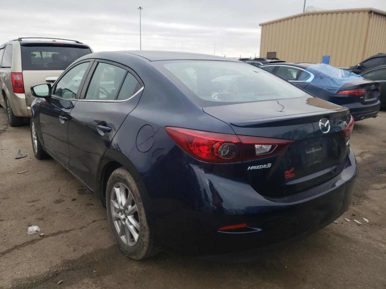 Photo 3 from auction – 2014 MAZDA 3 TOURING with VIN JM1BM1V75E1172647